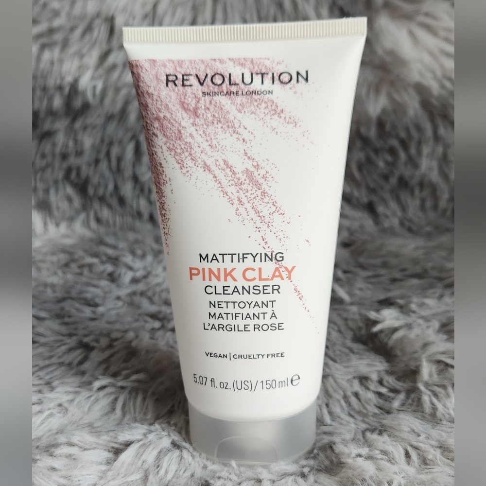 Revolution Pink Clay Cleanser